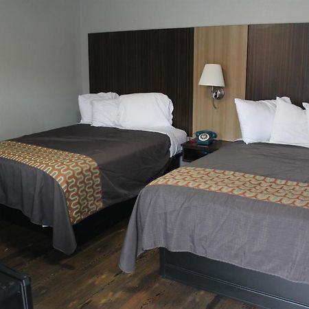 טונוונדה The Route 62 Motel מראה חיצוני תמונה