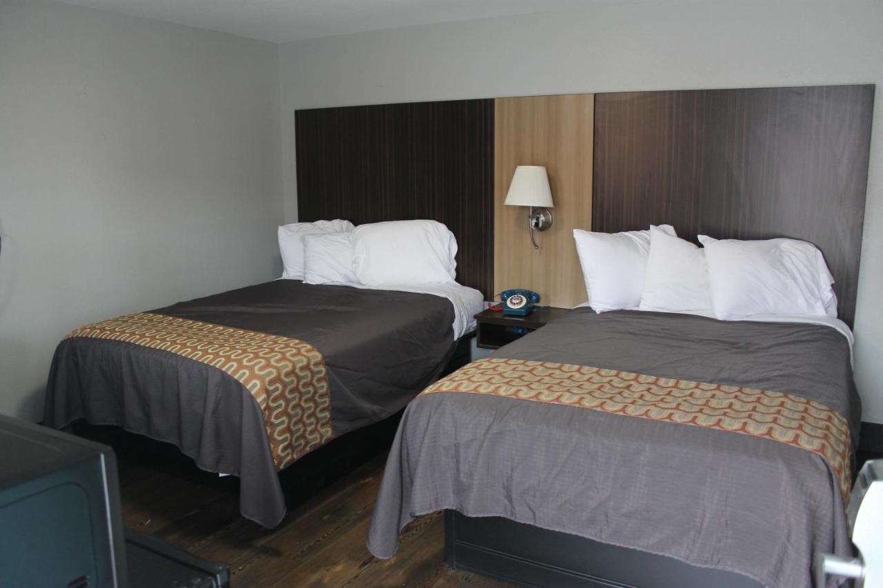 טונוונדה The Route 62 Motel מראה חיצוני תמונה